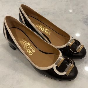 Salvatore ferragamo size 6